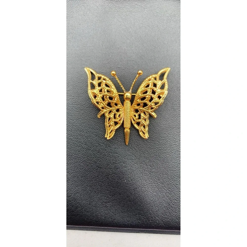 Vintage Monet Filigree Gold Tone Double Winged Butterfly Brooch